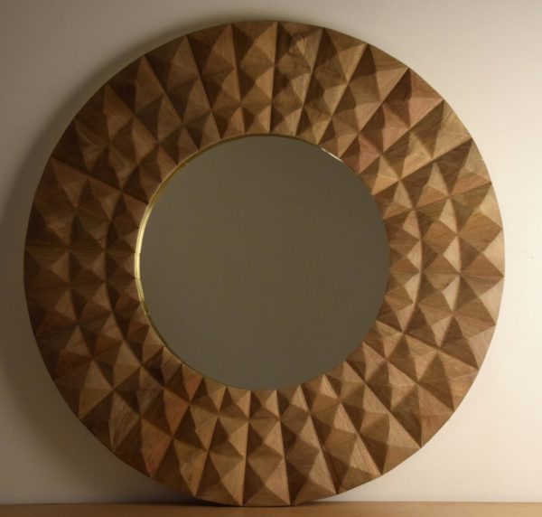 34SM2558 Espejo redondo madera con relieves color natural y pan de oro 106