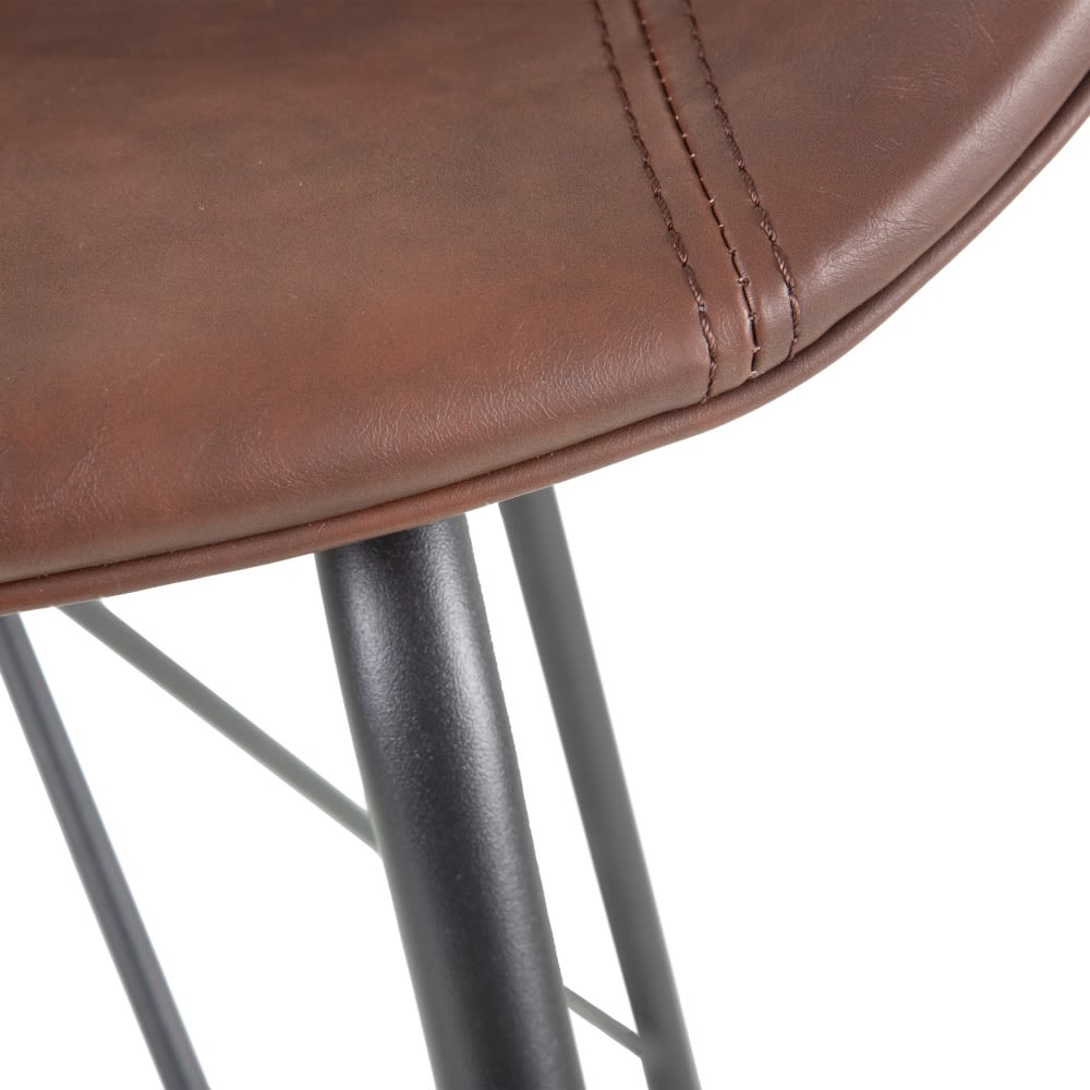153102 Silla de diseño vintage industrial símil piel marrón oscuro y patas metal negro - Imagen 4