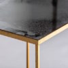 29641 Mesa auxiliar de diseño Art Decó CLAUT 54 hierro dorado y espejo negro - Imagen 3