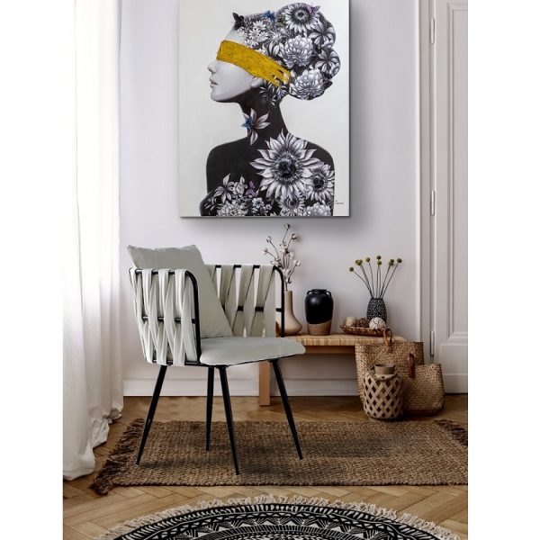 Butaca de diseño moderno metal negro tapizado terciopelo color blanco