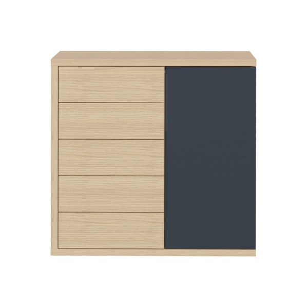 Cómoda de diseño moderno nórdico 5 cajones chapa de madera roble claro y puerta color antracita3