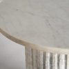Mesa auxiliar redonda de diseño art decó mármol color blanco4