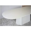 Mesa de comedor diseño moderno base facetada chapa de madera fresno blanco mate2