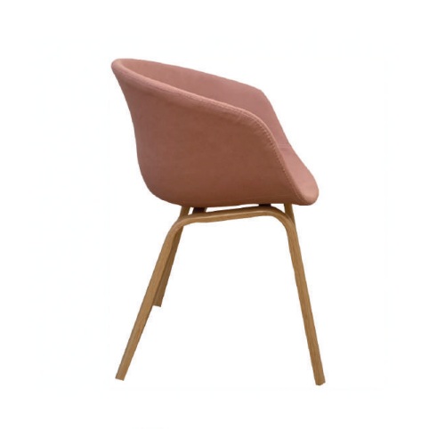 Sillón de diseño nórdico NANTE polipiel rosa con patas acero imitación madera