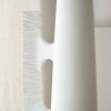 Escultura de diseño COLECCIÓN VACÍO 36x52 en cerámica con textura acabado blanco roto 2