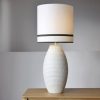 Lámpara de sobremesa de diseño clásico MARRUECOS 87 cerámica blanco roto y pantalla algodón blanco 2