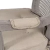 Sillón de diseño clásico madera de mango acabado gris y dorado con ornamentaciones y tapizado color beige 3