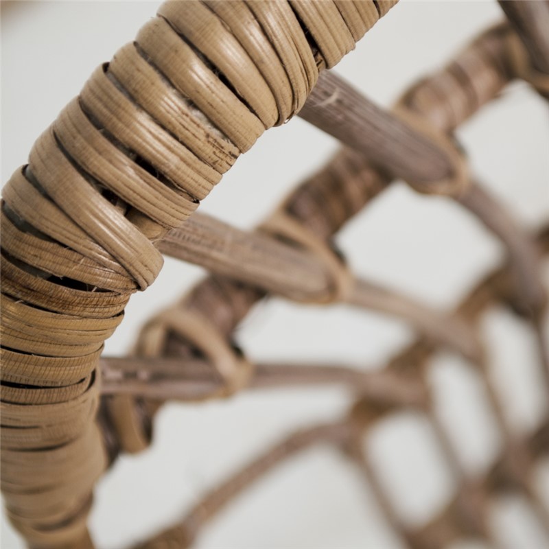 Silla de diseño vintage PENELOPE en ratán natural y hierro color negro 4