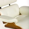 Sillón inspiración Eames Lounge Chair madera y piel color blanco 5
