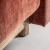 33951 Sillón butaca diseño vintage CARLTON madera y tapizado terciopelo burdeos