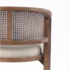 Sillón con reposabrazos de diseño vintage madera decapada, enea rejilla y lino beige
