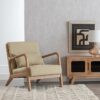 613834 Sillón butaca con reposabrazos de diseño nórdico madera y tapizado beige