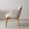 34IH2008C Silla con reposabrazos diseño moderno tapizado beige con ribete y patas madera