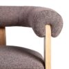 615252 Sillón butaca con reposabrazos madera formas redondeadas con tapizado gris rosa