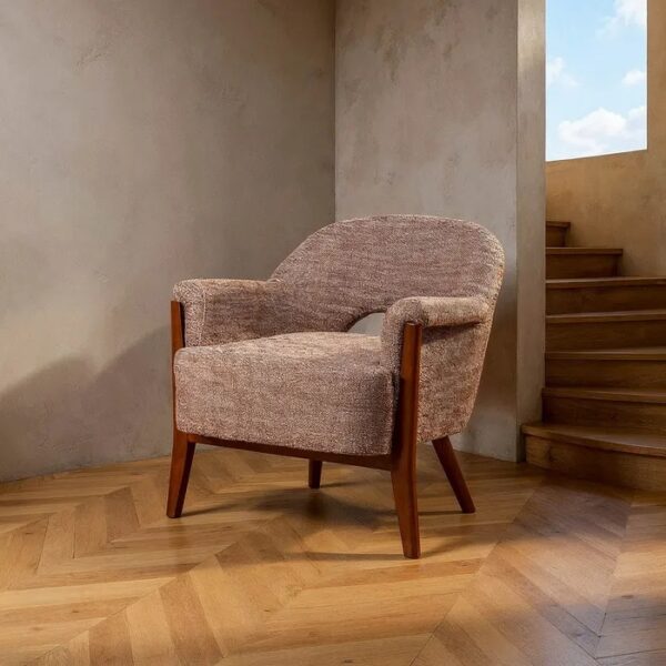 615442 Sillón butaca con reposabrazos diseño moderno tapizado tonos marrón y patas de madera