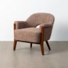 615442 Sillón butaca con reposabrazos diseño moderno tapizado tonos marrón y patas de madera
