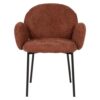 498011 Silla con reposabrazos de diseño moderno tapizado terracota y patas metal negro