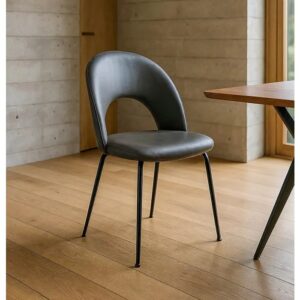 615210 Silla de diseño moderno industrial tapizado símil piel gris y patas hierro negro
