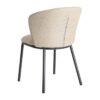 615483 Silla de diseño moderno tapizado beige patrón de espiga y patas metal negro