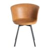 615512 Silla de diseño industrial formas redondeadas simil piel camel y patas metal negro