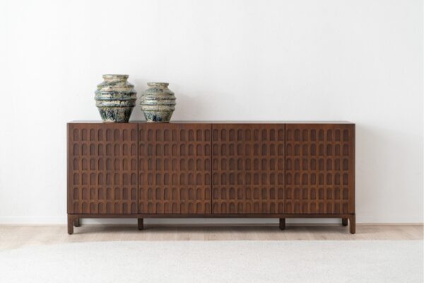 34NJ25129 Aparador de diseño DARA 210 madera de roble oscuro relieves
