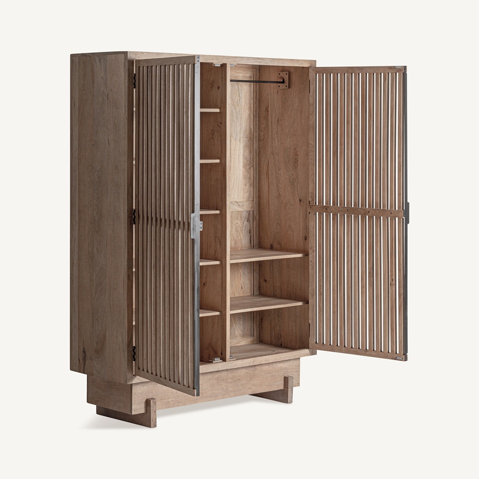 37007 Armario de gran tamaño diseño rústico GÀBIA 138 madera de mango acabado arenado