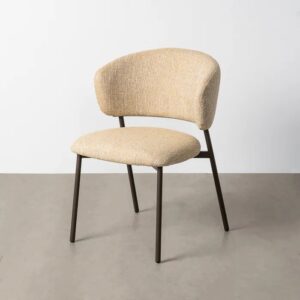 615783 Silla de diseño moderno estructura de acero y tapizado mostaza jaspeado