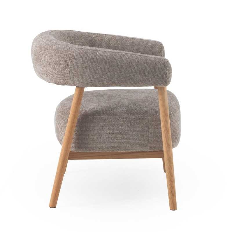 11686 Sillón butaca con reposabrazos diseño nórdico madera de roble y tapizado topo