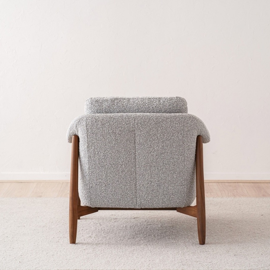 34A2589 Sillón butaca con reposapiés diseño moderno nogal y tapizado gris