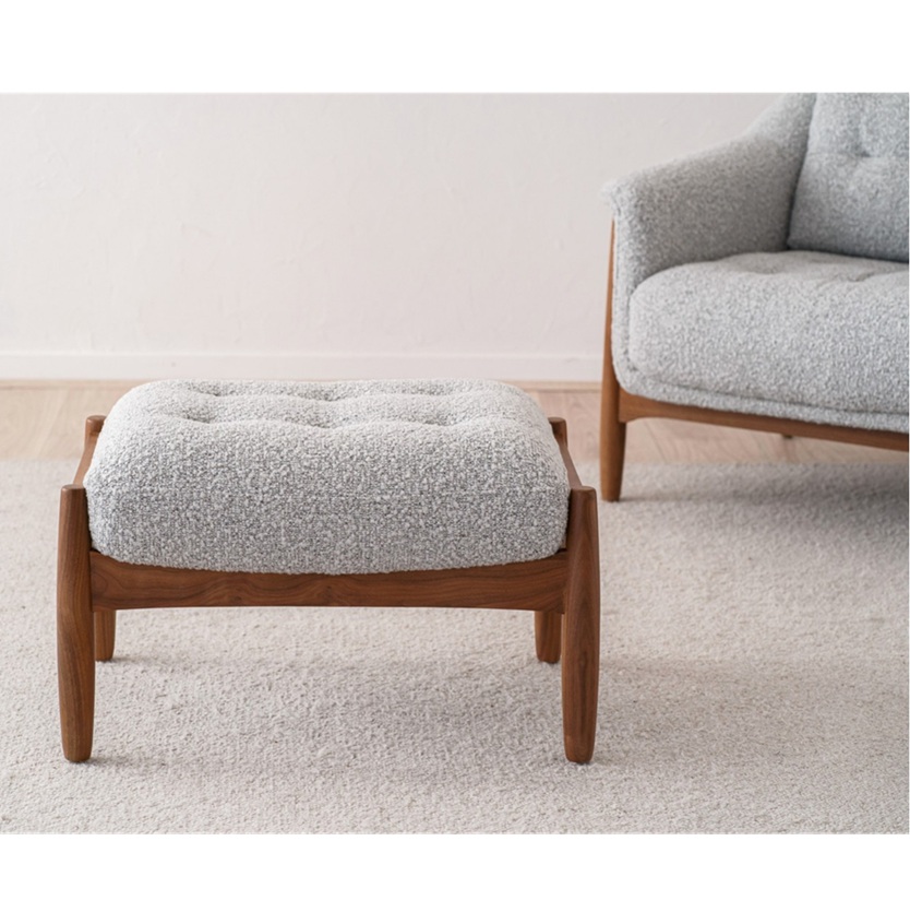 34A2589 Sillón butaca con reposapiés diseño moderno nogal y tapizado gris