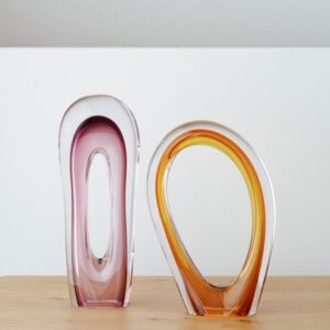 34DL25003 Set de 2 esculturas diseño moderno NAIA cristal rosa y ámbar