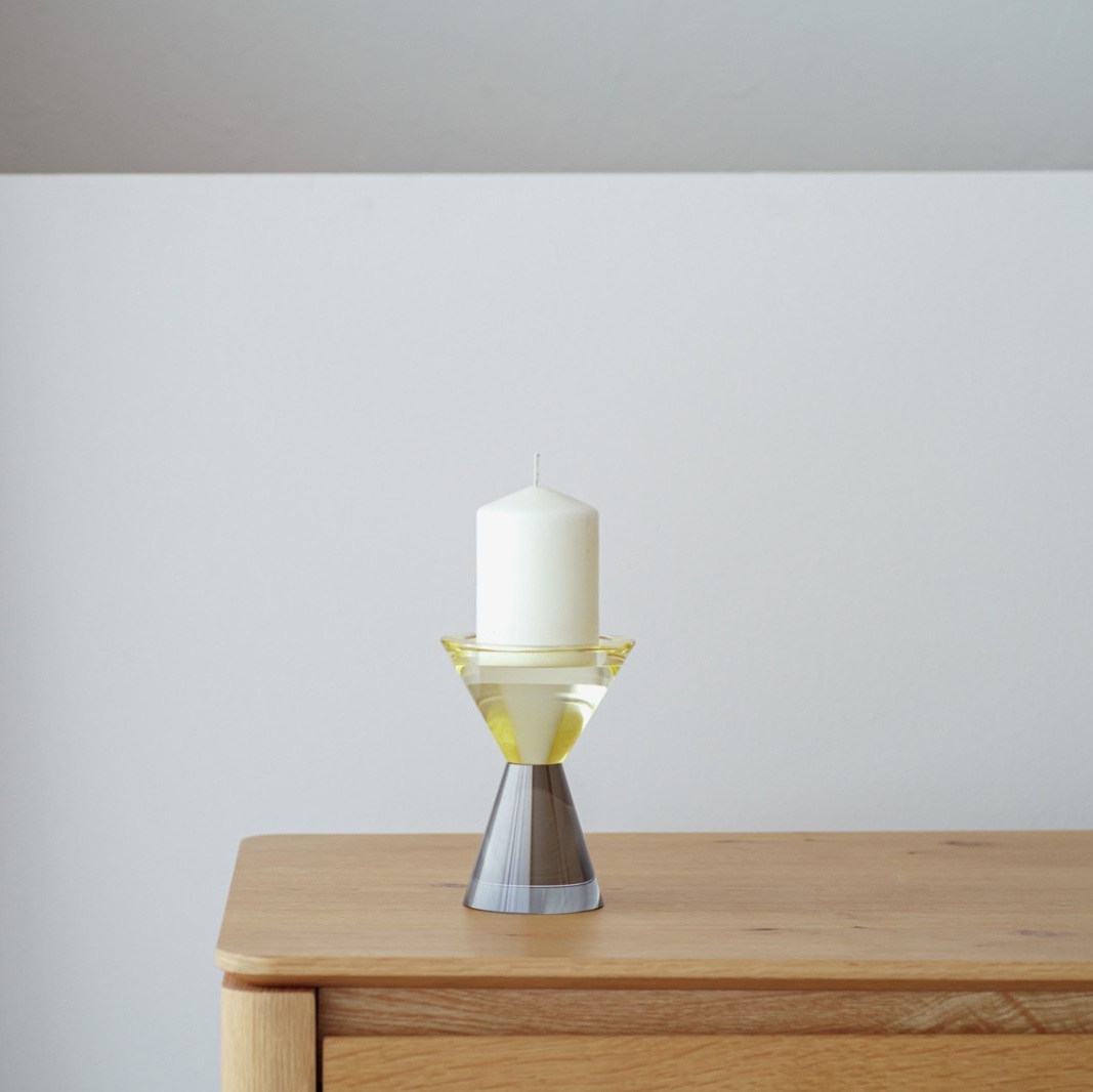 34PH25497 Set de 2 candelabros diseño moderno VAL cristal gris ahumado y amarillo