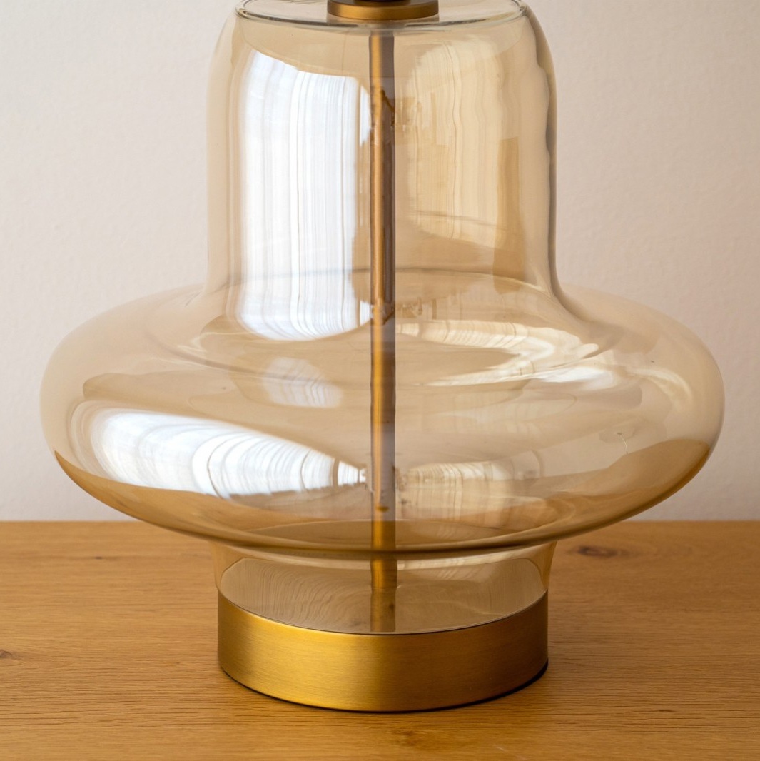 34U25181A Lámpara de sobremesa diseño moderno BREO 75 vidrio ámbar y pantalla de lino