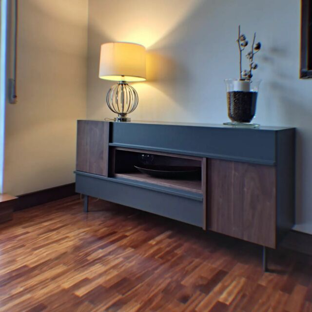 Mesa redonda extensible Karen-R de diseño madera diferentes tamaños y  acabados